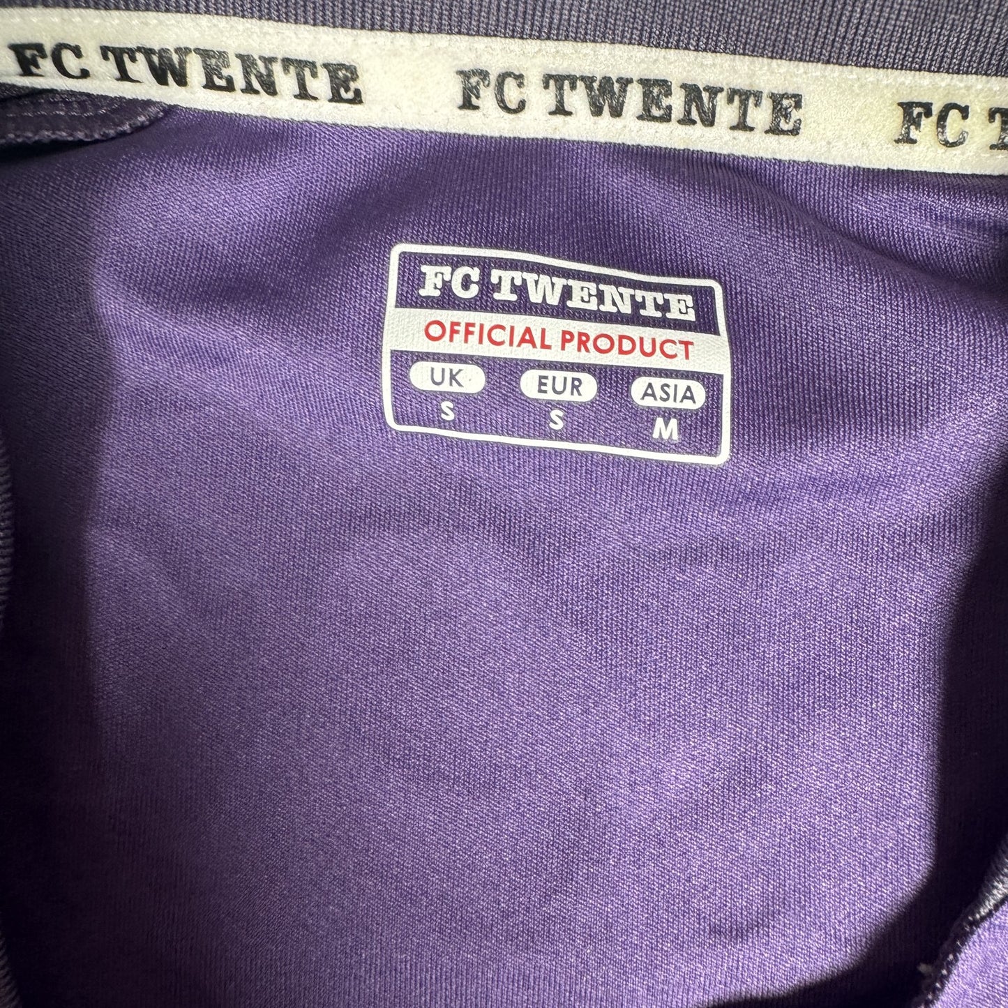 FC Twente 2019/2020 Goalkeeper Football Shirt  Small