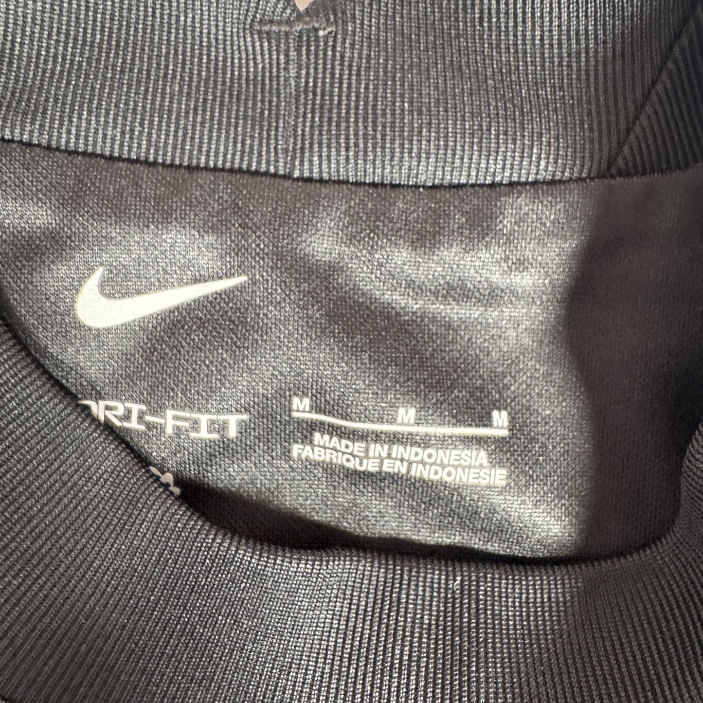 Liverpool 2021/2022 Goalkeeper Football Shirt  Medium