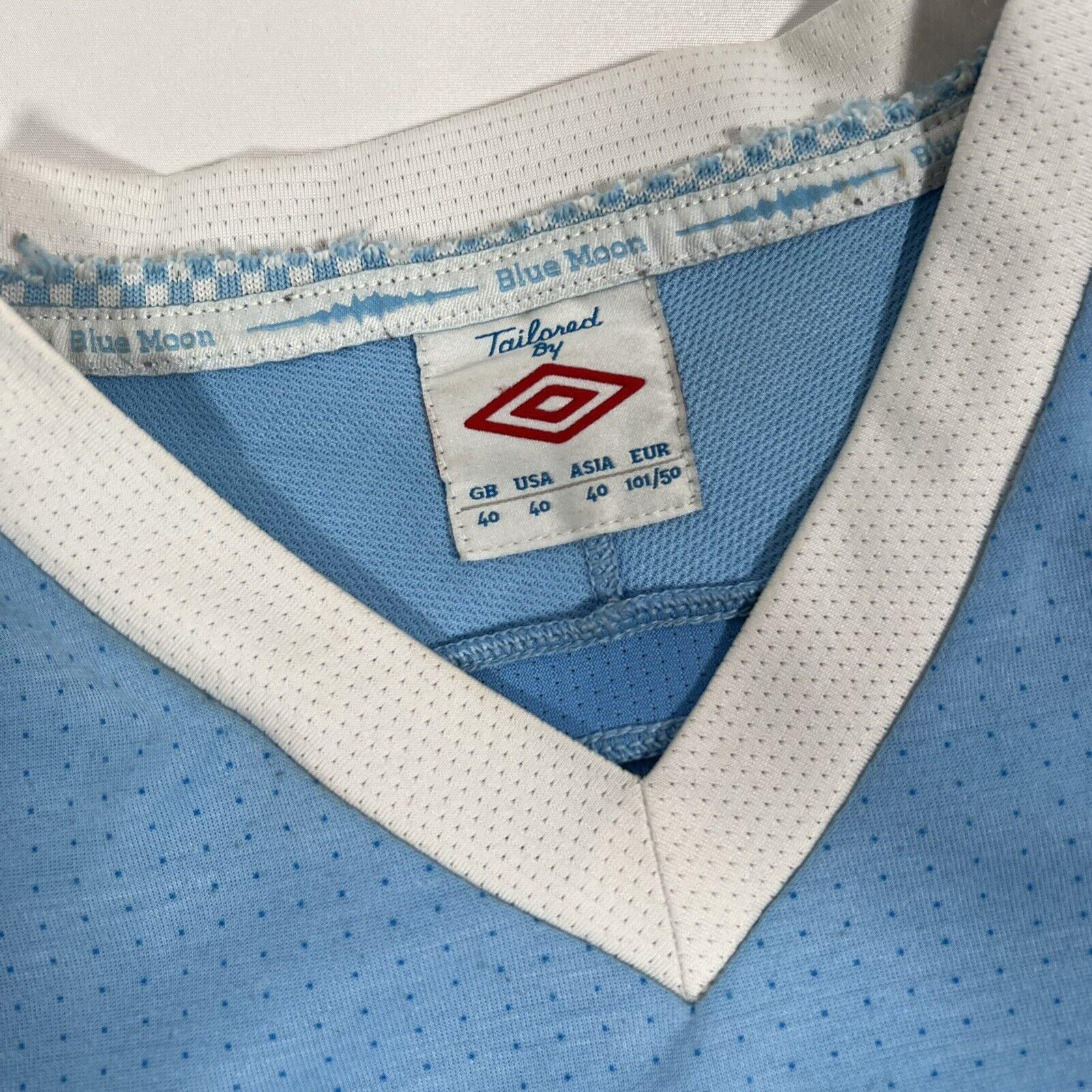manchester city 2011 2012 home football shirt medium 404