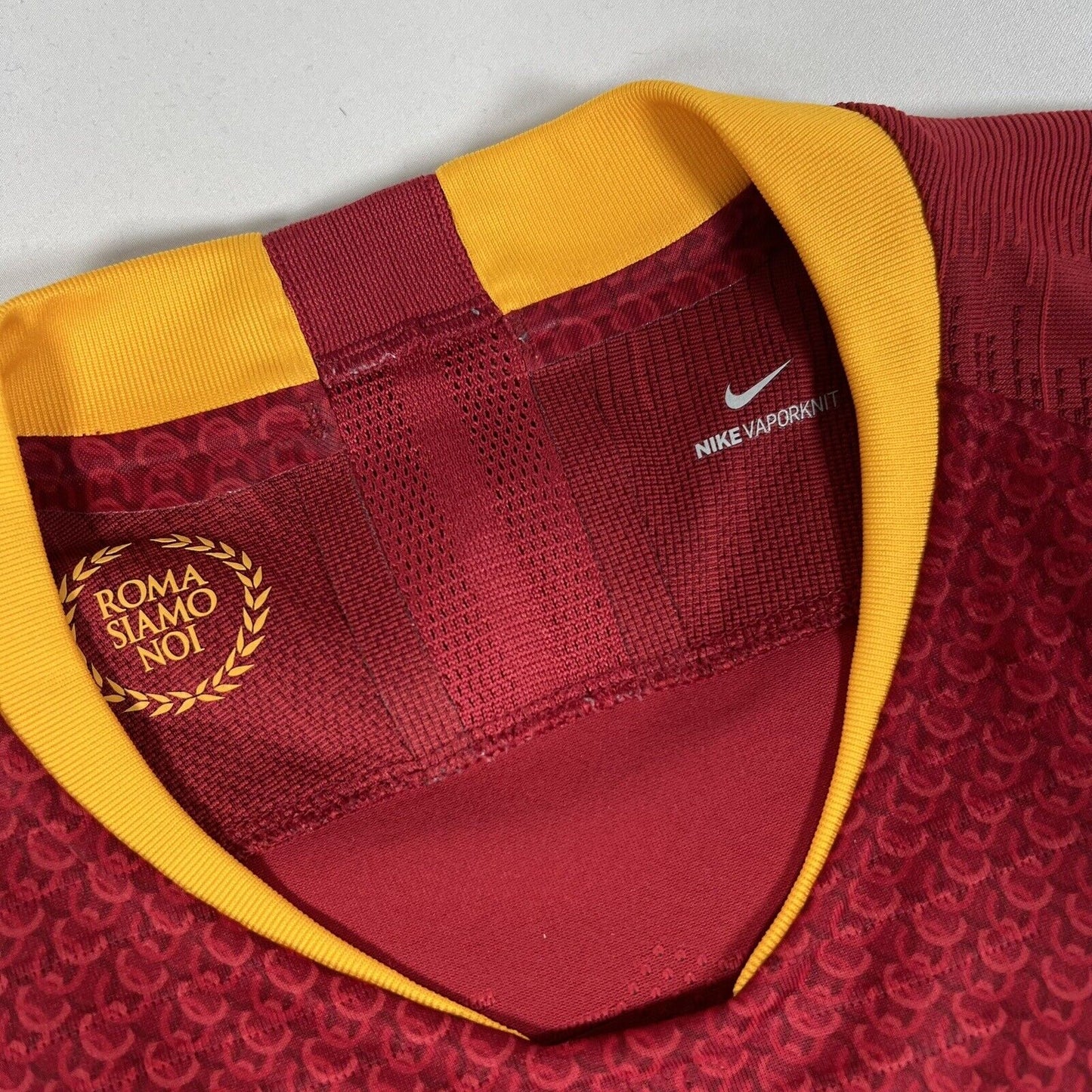 zaniolo 22 as roma 2018 2019 home football shirt player spec medium 15