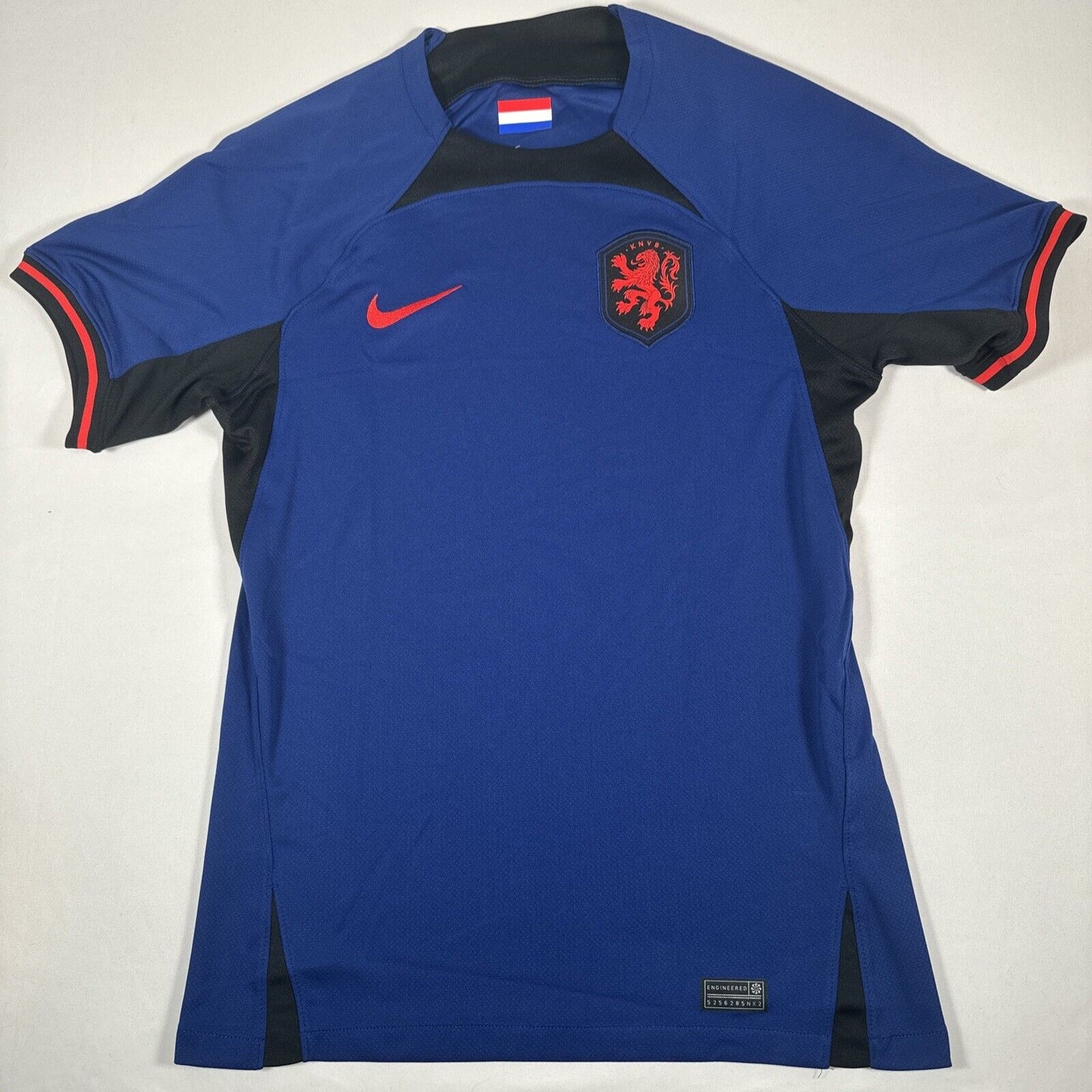 Netherlands 2022/2023/2024 Away Football Shirt  Small