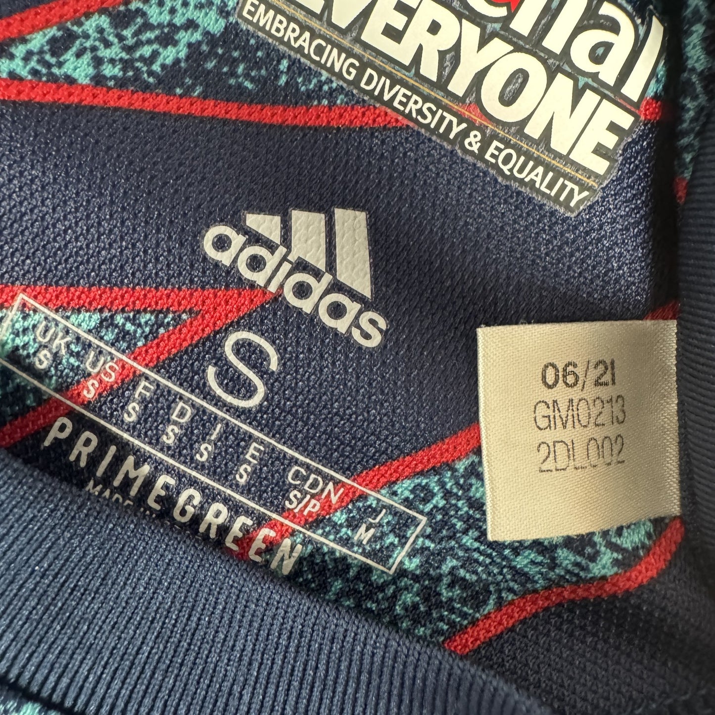 Arsenal 2021/2022 Third Football Shirt  Small