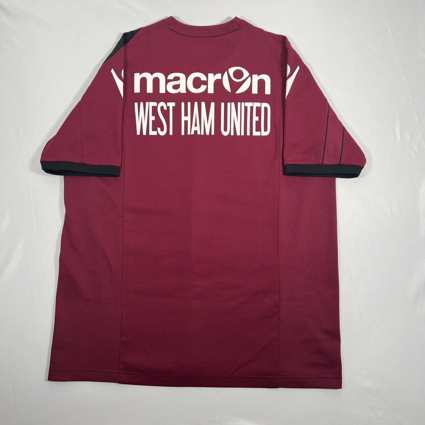 West Ham United 2010/2011 Macron Training Football Shirt Large