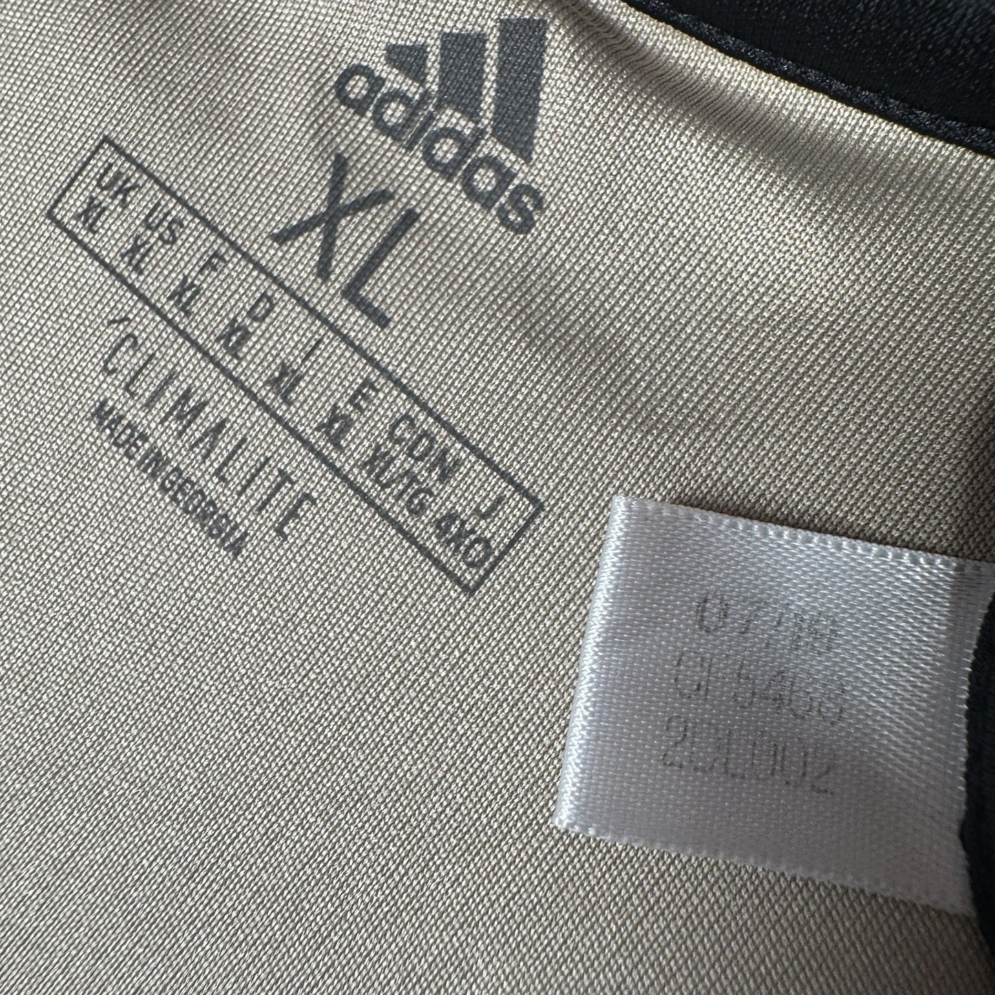 Ajax 2018/2019 Away Football Shirt  XL
