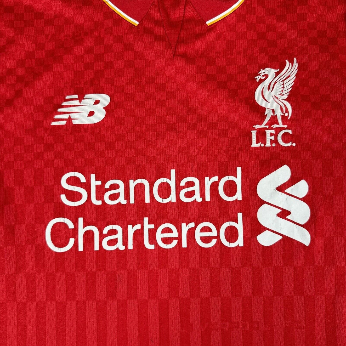 Liverpool 2015/2016 Home Football Shirt Men’s Small