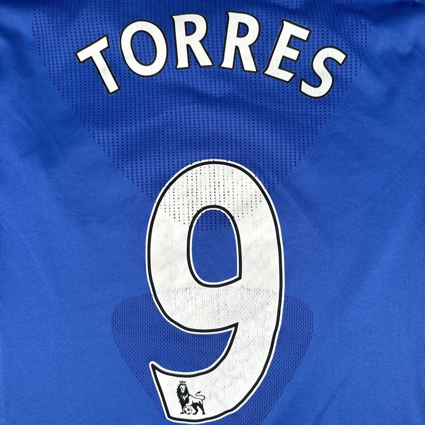 TORRES 9 Chelsea 2010/2011 Home  Football Shirt  Small - Football Shirt Kingdom