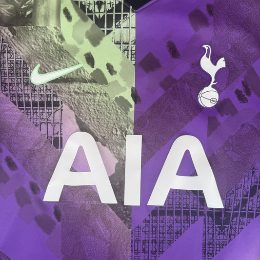 Tottenham Hotspur 2021/2022 Third Football Shirt  Medium