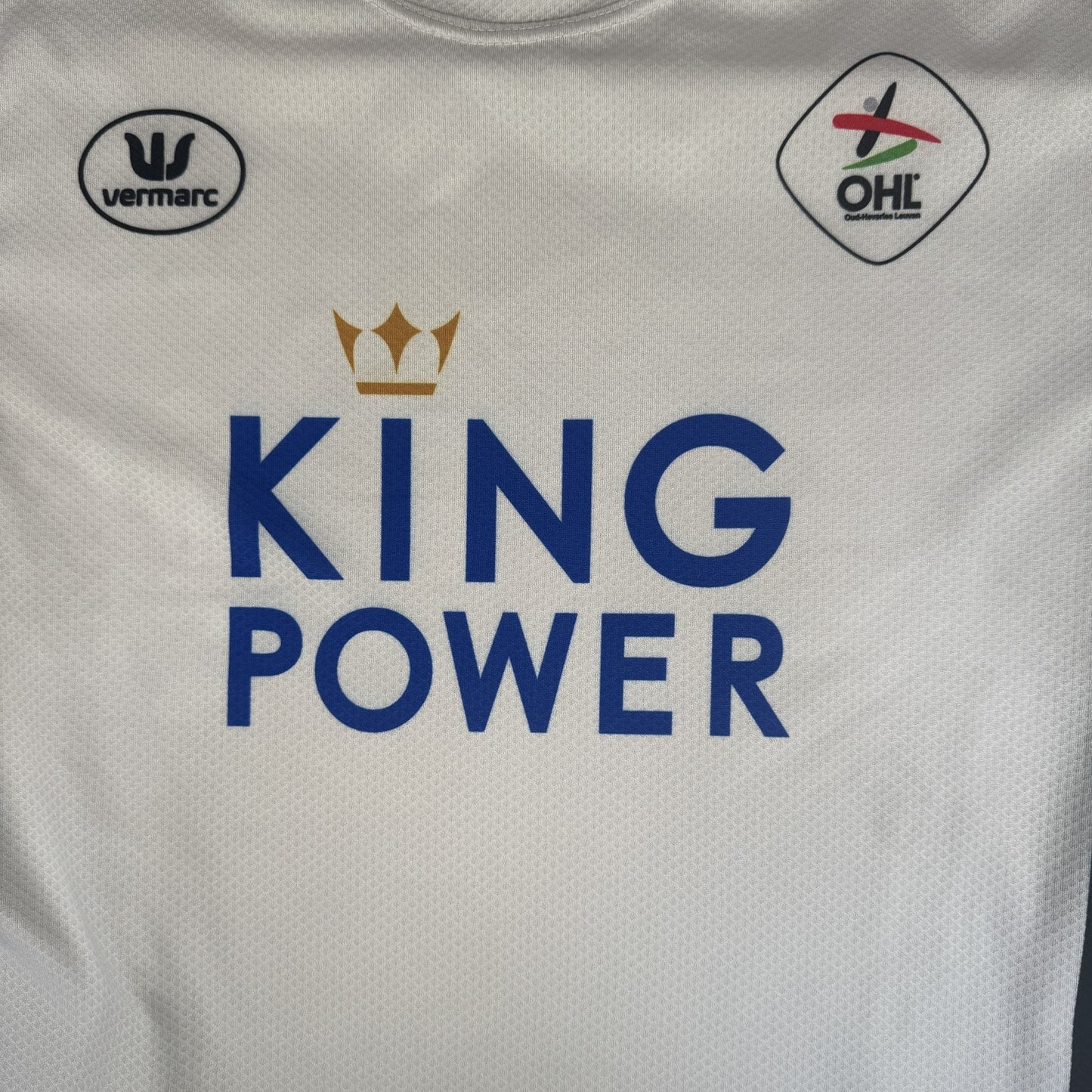 OH Leuven 2018/2019 Home Football Shirt  Medium