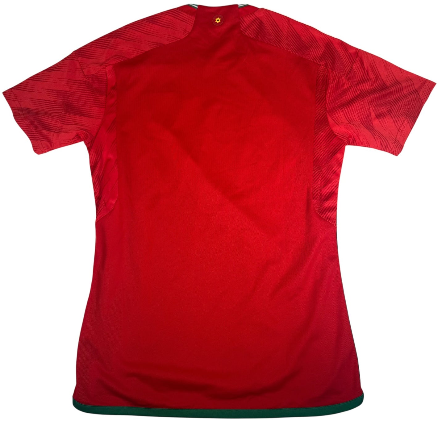 Wales 2022/2023/2024 Home Football Shirt  Medium