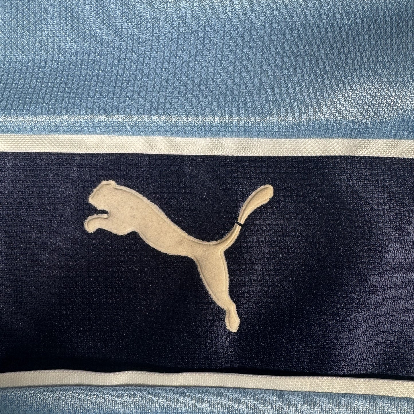 Leeds United 1999/2000 Away Football Shirt  Small