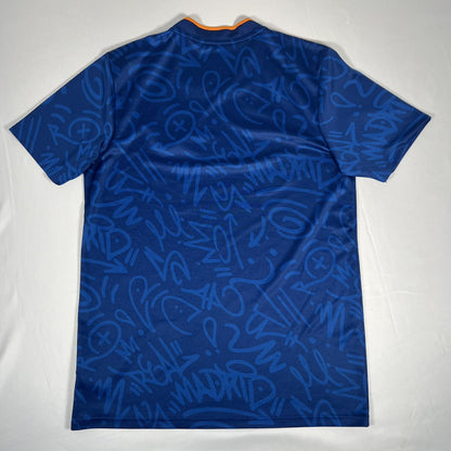 Real Madrid 2021/2022 Away Football Shirt Men’s Medium — full back view