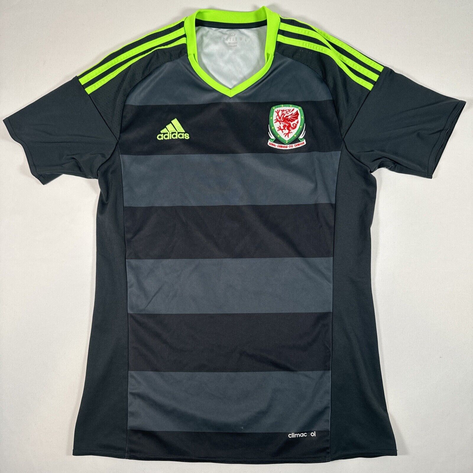 wales 2016 2017 2018 away football shirt men s small 12