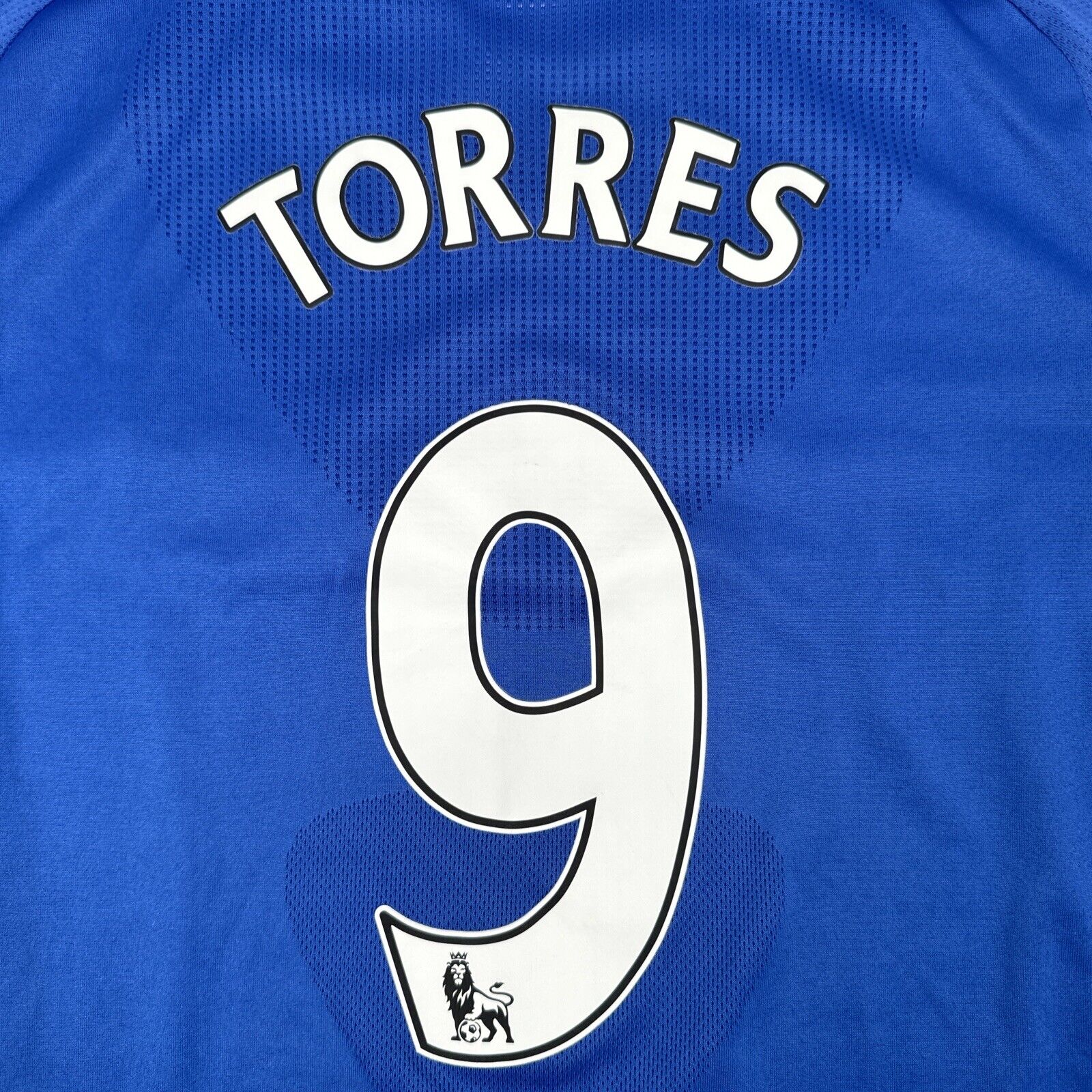 TORRES 9 Chelsea 2010/2011 Home  Football Shirt  Medium - Football Shirt Kingdom