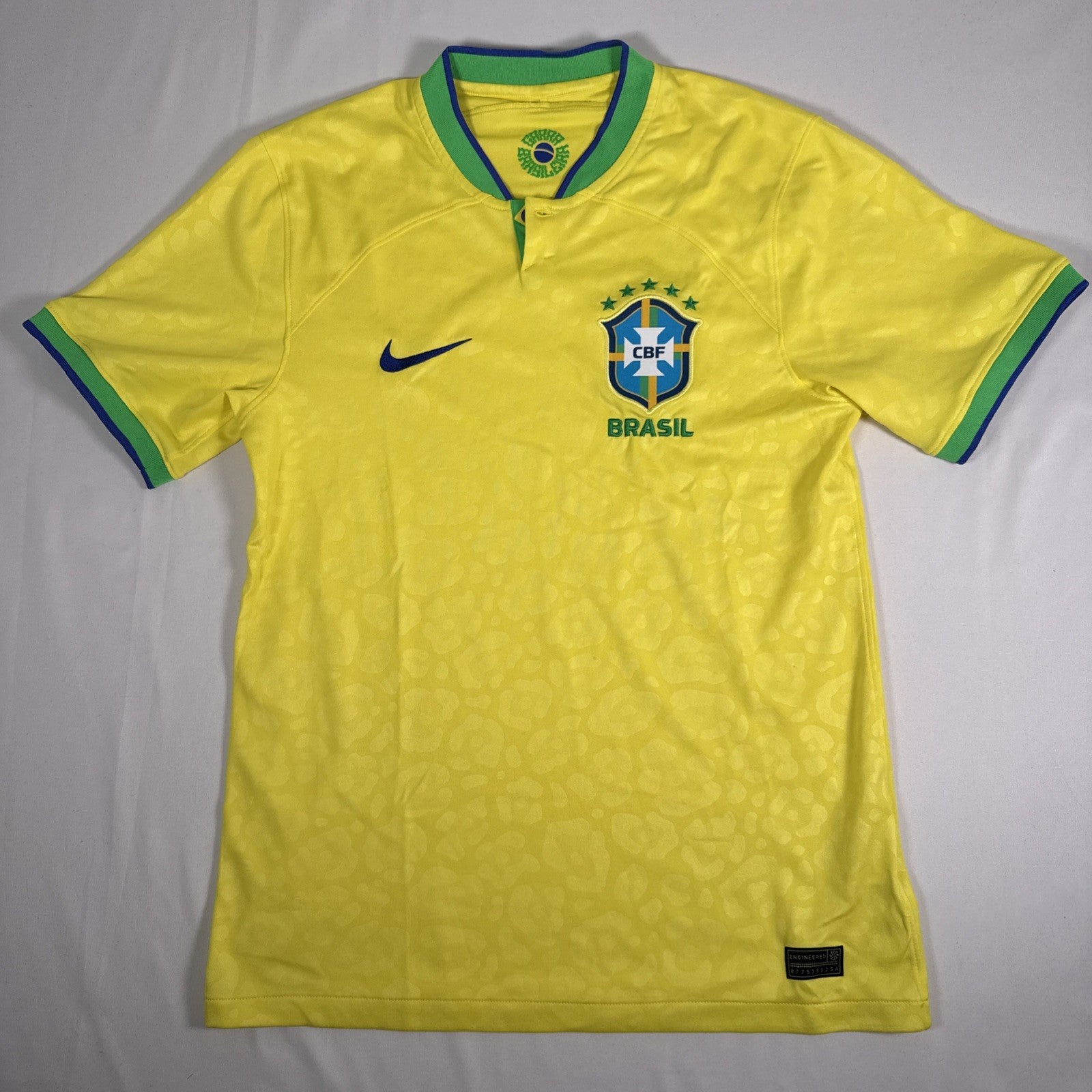 brazil 2022 2023 2024 home football shirt men s small2