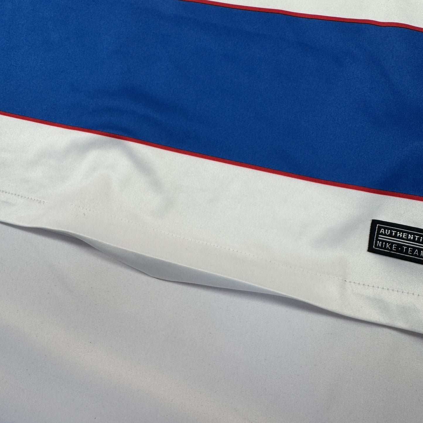 QPR Queens Park Rangers 2015/2016 Home Football Shirt  Small