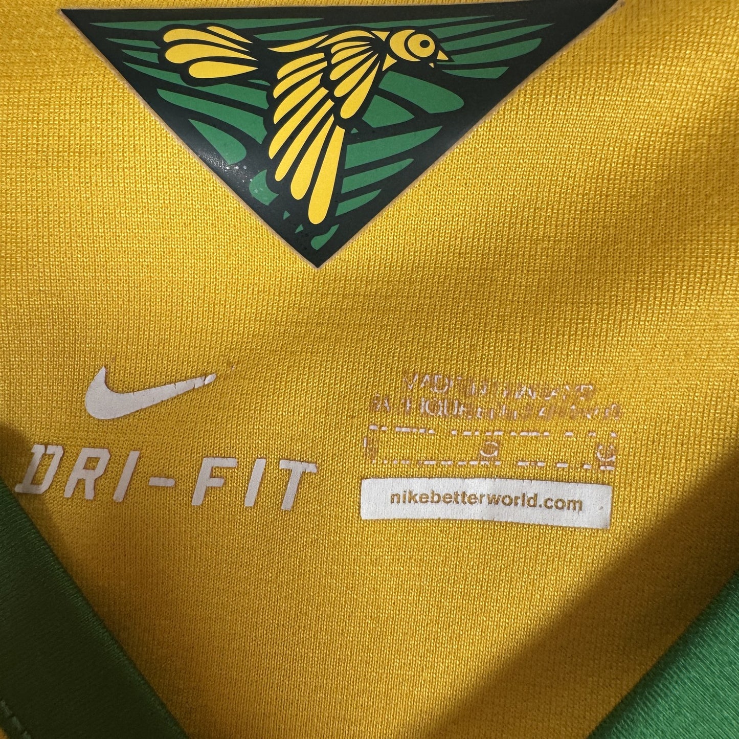 Brazil 2014/2015/2016 Home Football Shirt  Large