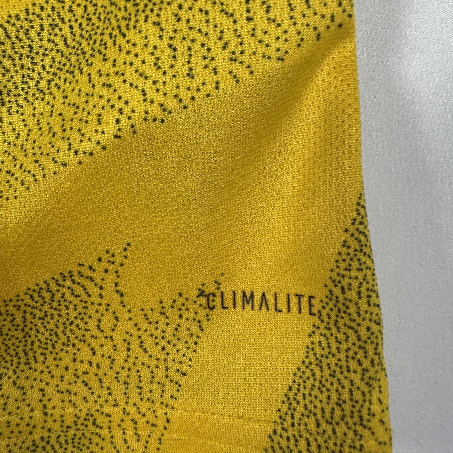 Arsenal 2019/2020 Away Football Shirt  XL