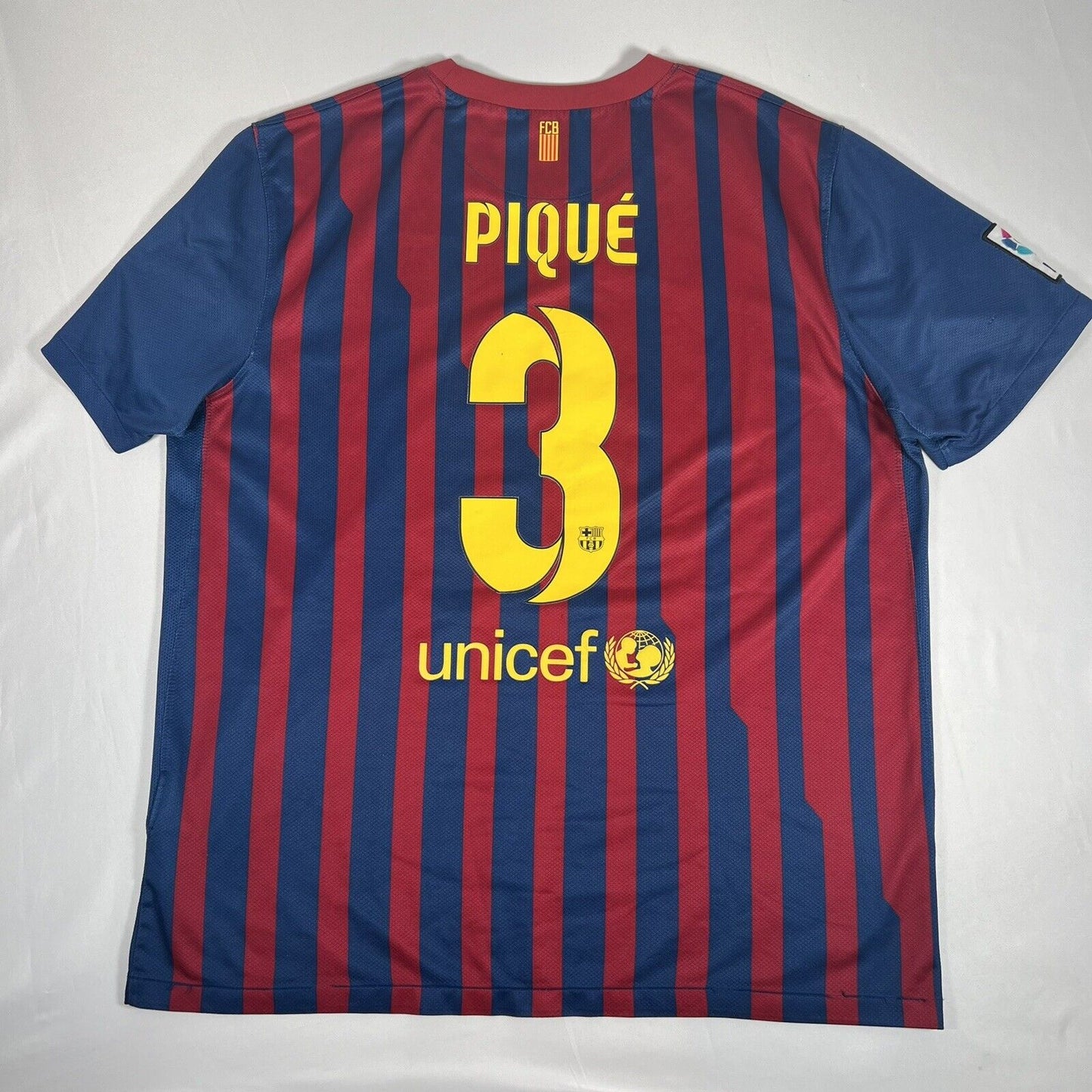 PIQUE 3 Barcelona 2011/2012 Home Football Shirt Men’s XL