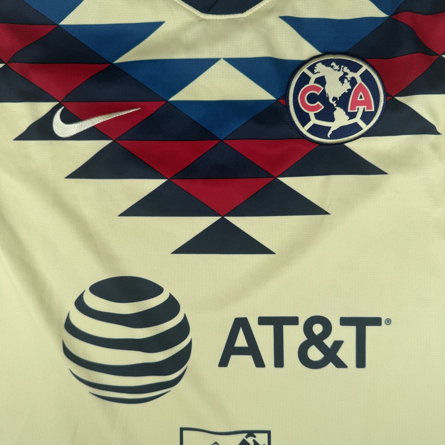 Club America 2019/2020 Home Football Shirt  Medium