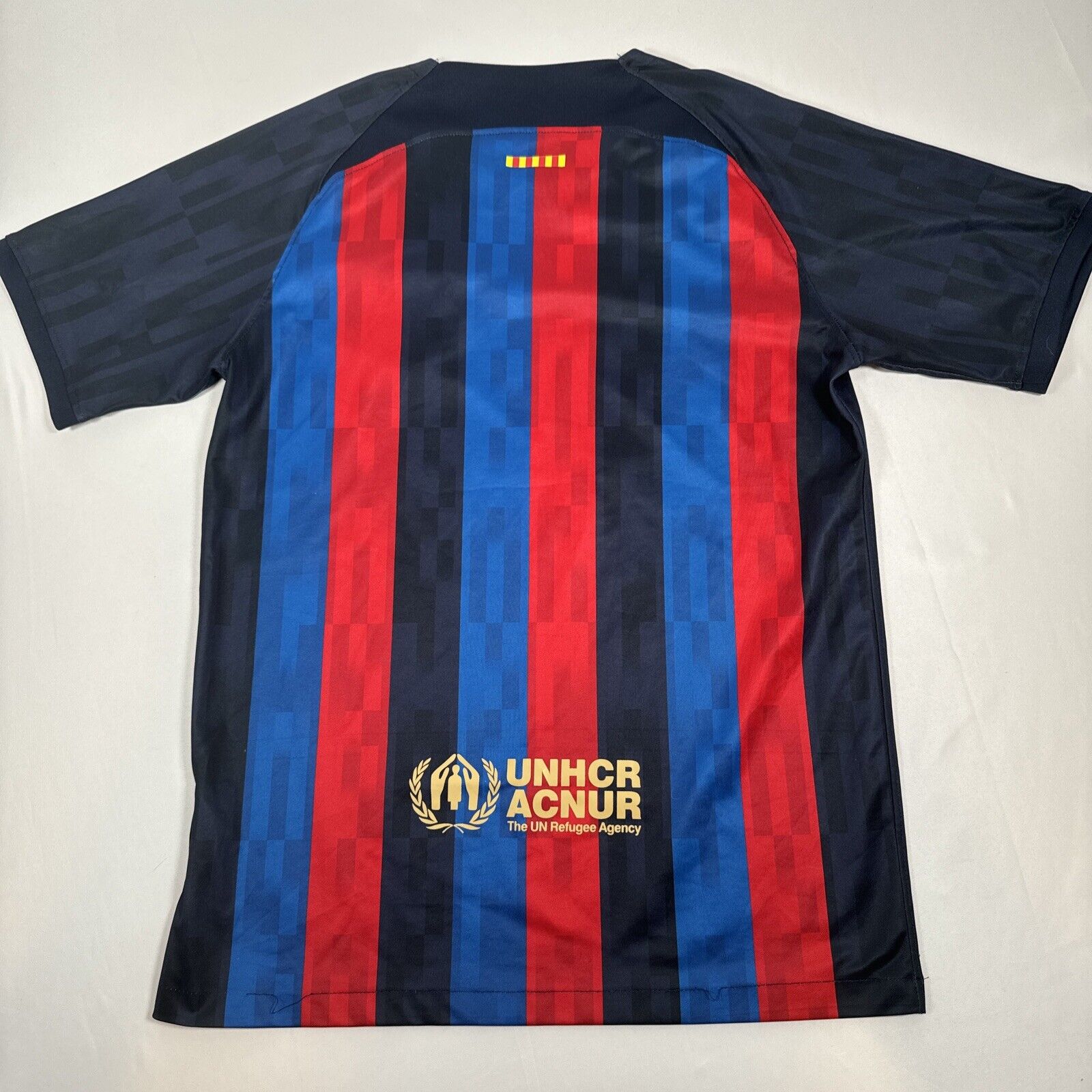 barcelona 2022 2023 home football shirt men s medium 13