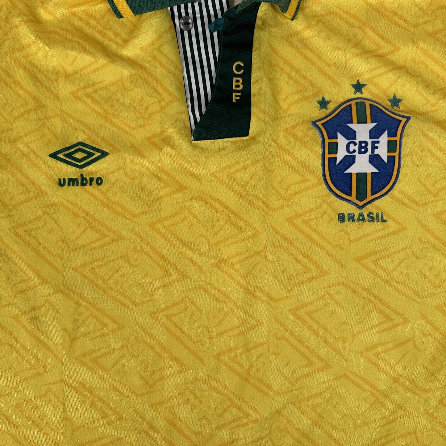 Brazil 1991/1992/1993 Home Football Shirt Men’s Medium