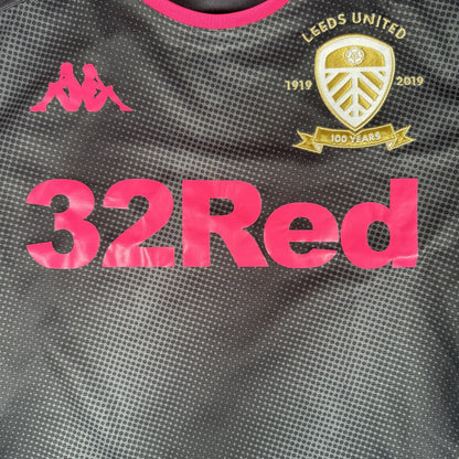 Leeds United 2019/2020 Away Football Shirt Small — front close-up