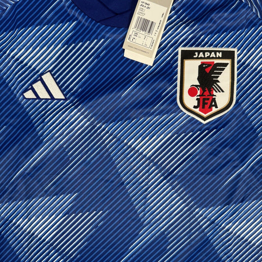 Japan 2022/2023/2024 Home Football Shirt  BNWT Large - Football Shirt Kingdom