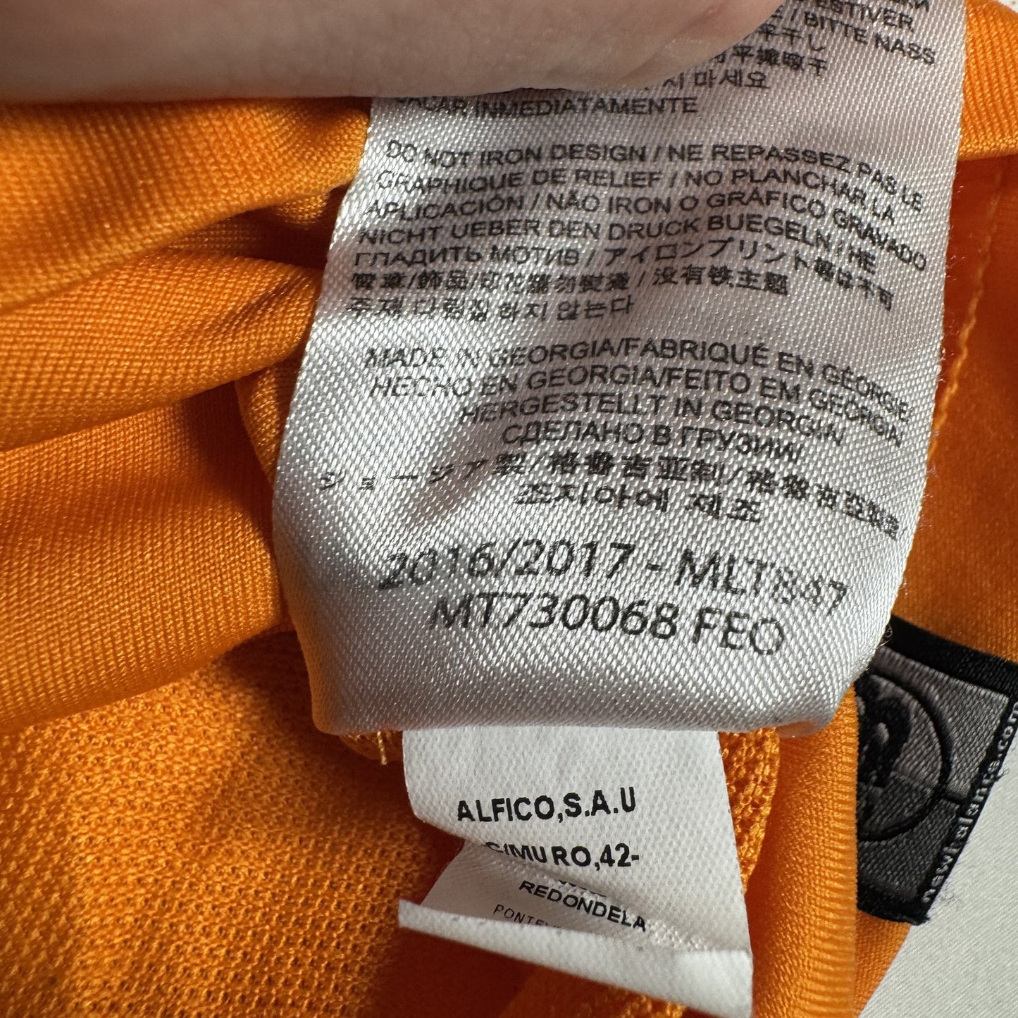 FC Porto 2017/2018 Away Football Shirt  Medium