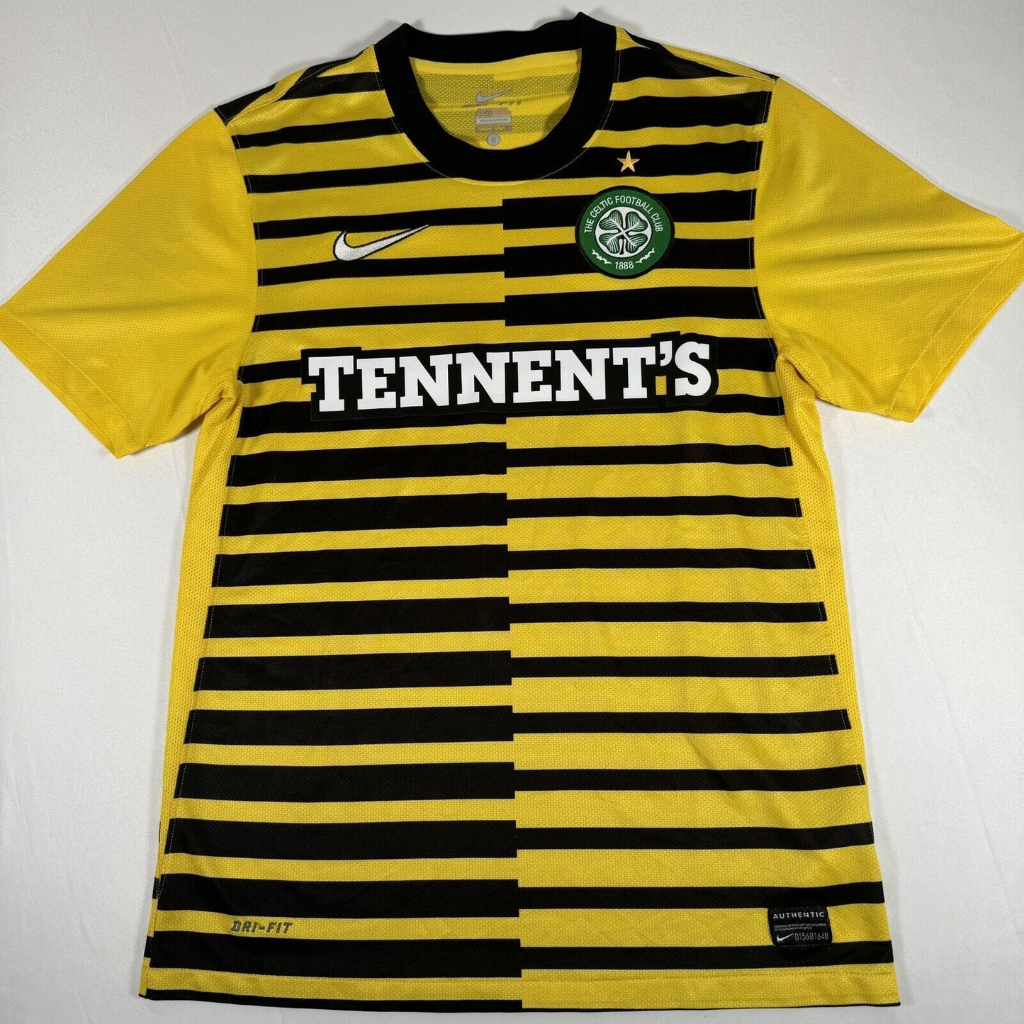 Celtic 2011/2012 Third Football Shirt  Men’s Small