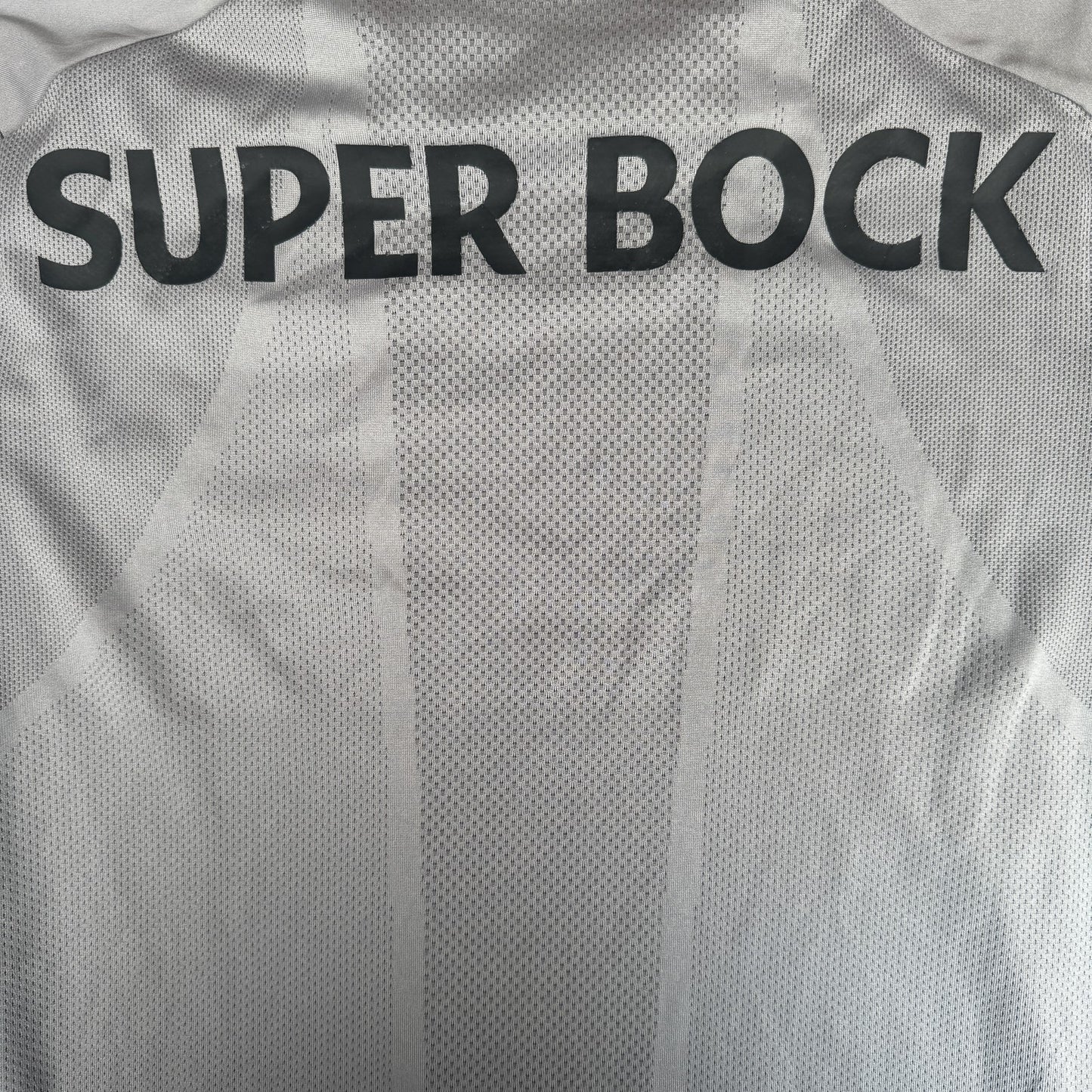 FC Porto 2019/2020 Goalkeeper Football Shirt  Small