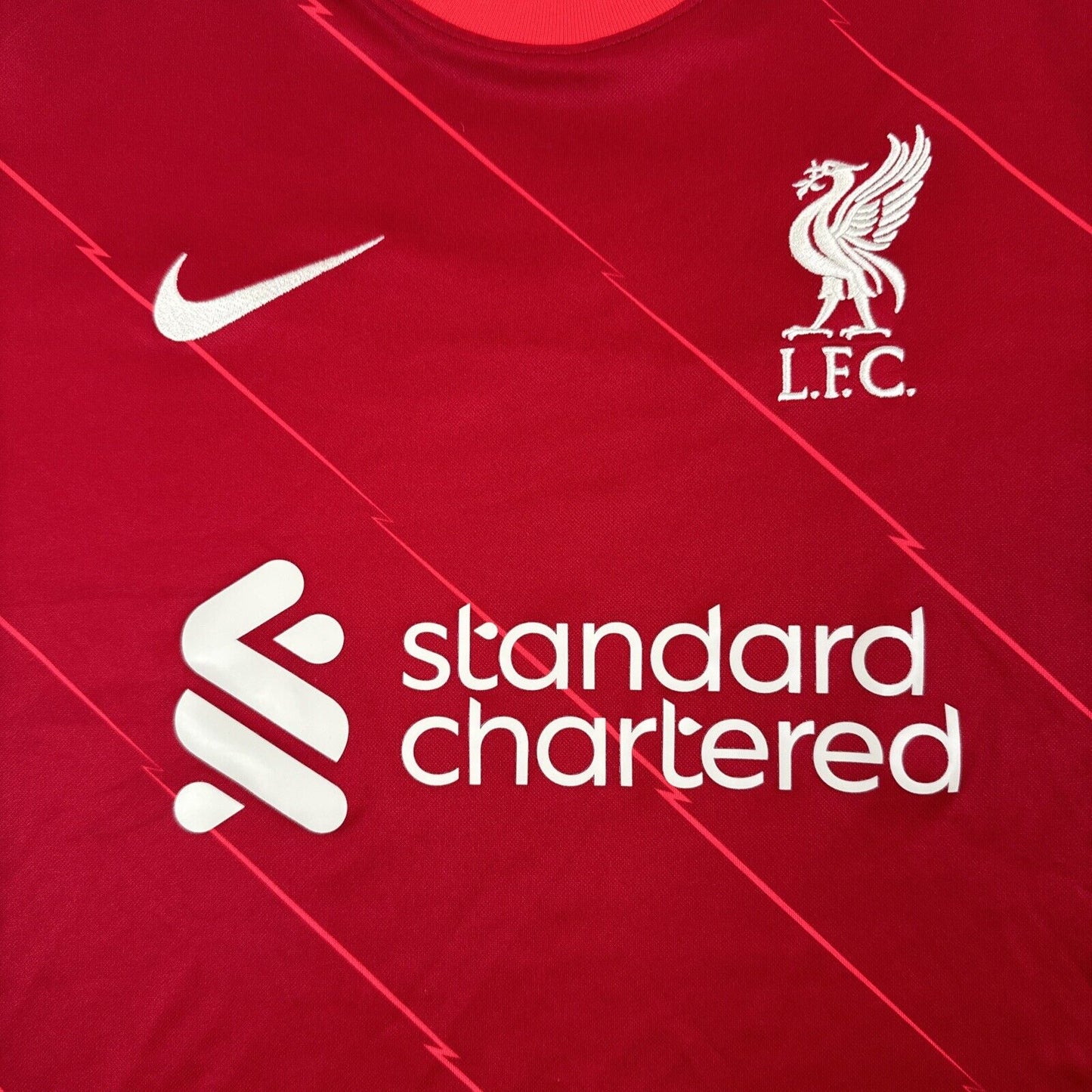 Liverpool 2021/2022 Home Football Shirt  Men’s Medium