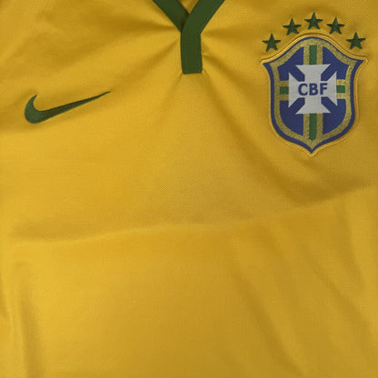 Brazil 2014/2015/2016 Home Football Shirt Large — front close-up