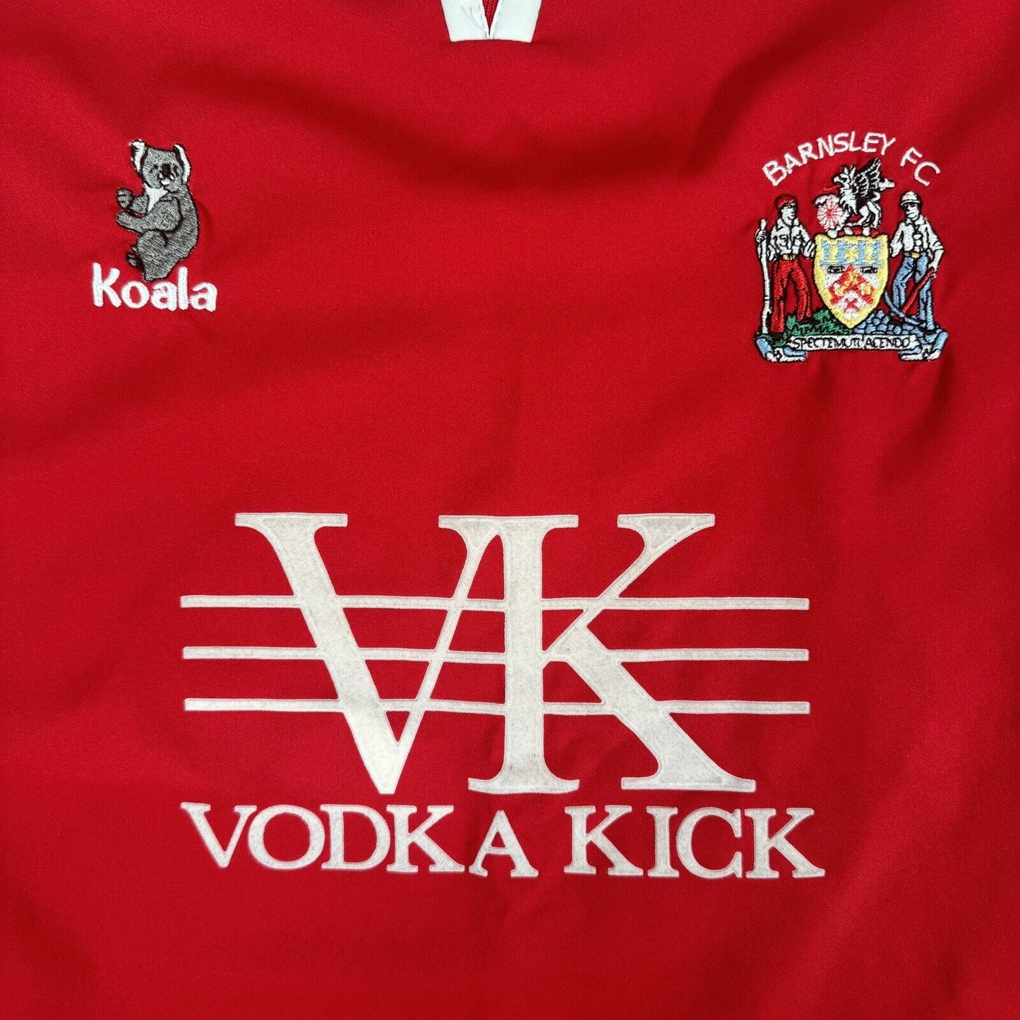 Barnsley 2004/2005 Home Football Shirt  Men’s Large - Football Shirt Kingdom