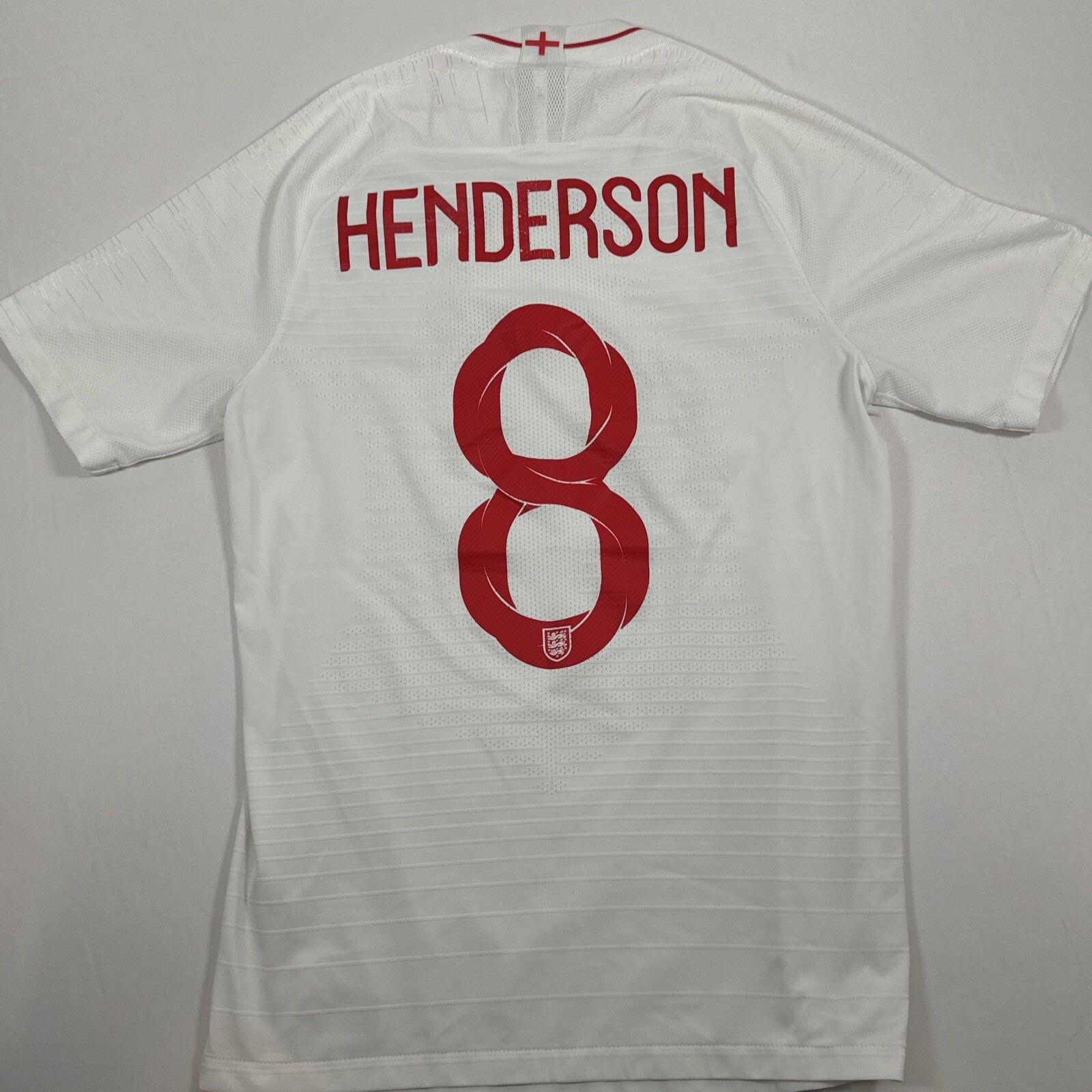 HENDERSON 8 England 2018/2019/2020 Home Football Shirt Vaporknit Small - Football Shirt Kingdom