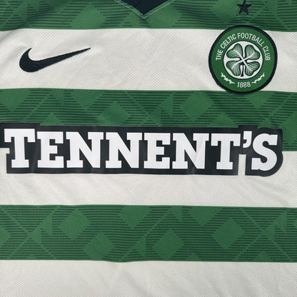 Celtic 2010/2011/2012 Home Football Shirt Men’s Large — front close-up