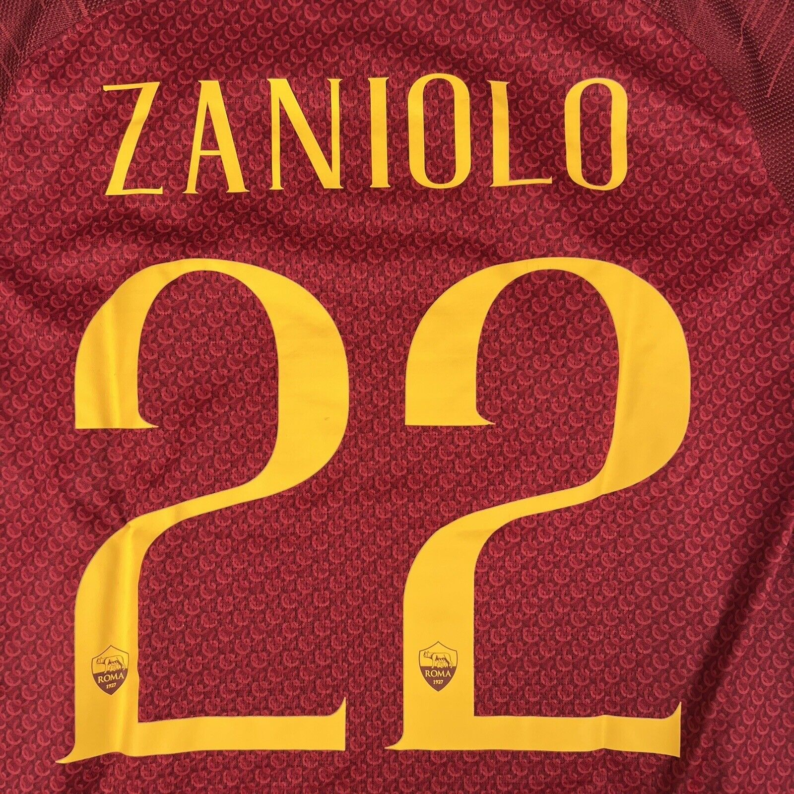 ZANIOLO 22 AS Roma 2018/2019 Home Football Shirt Player Spec Medium - Football Shirt Kingdom