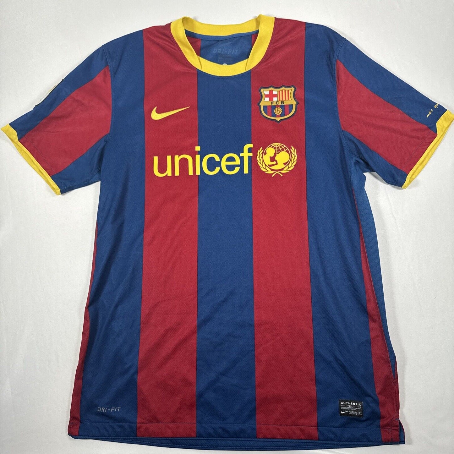 barcelona 2010 2011 home football shirt men s large2