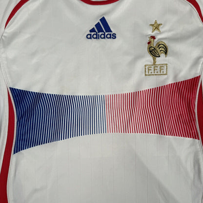 France 2006/2007/2008 Away Football Shirt Children’s 32/34 — front close-up