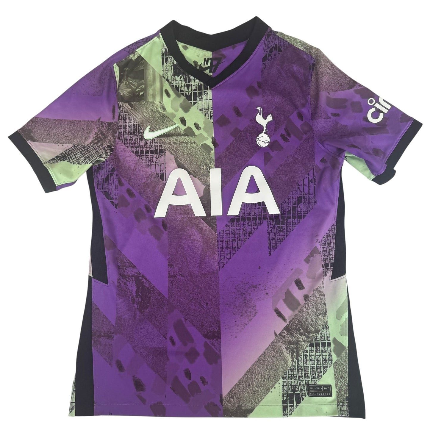 Tottenham Hotspur 2021/2022 Third Football Shirt  Medium