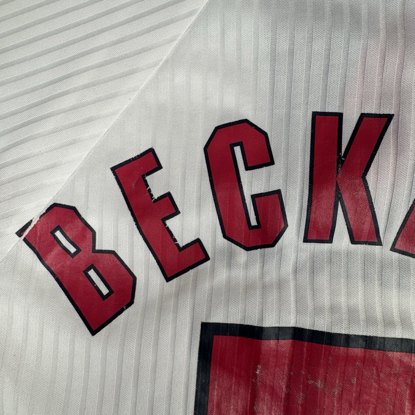 BECKHAM 7 England 1998/1999/2000 Home Football Shirt  Medium