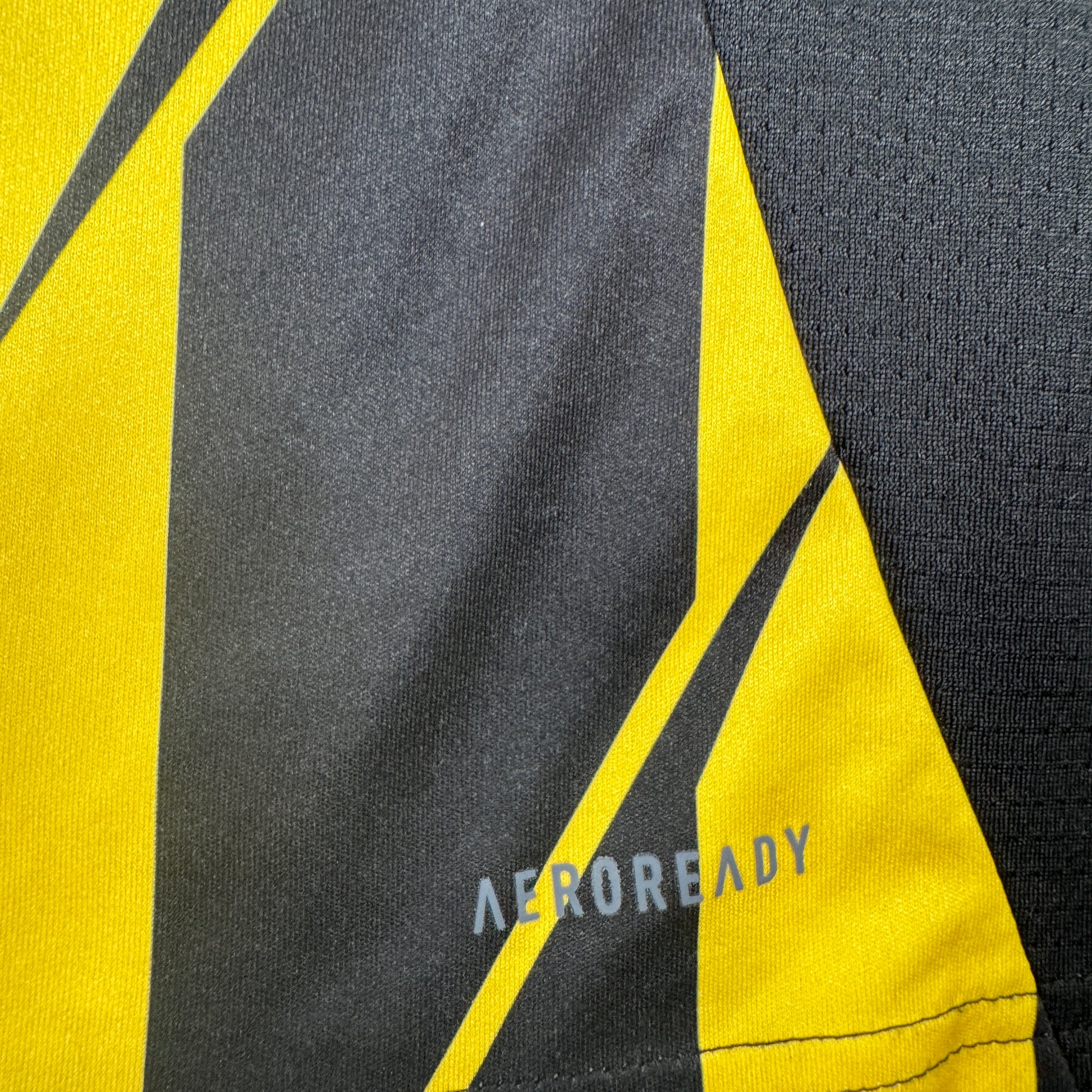 Aberdeen 2024/2025 Away Football Shirt 3XL – Football Shirt Kingdom