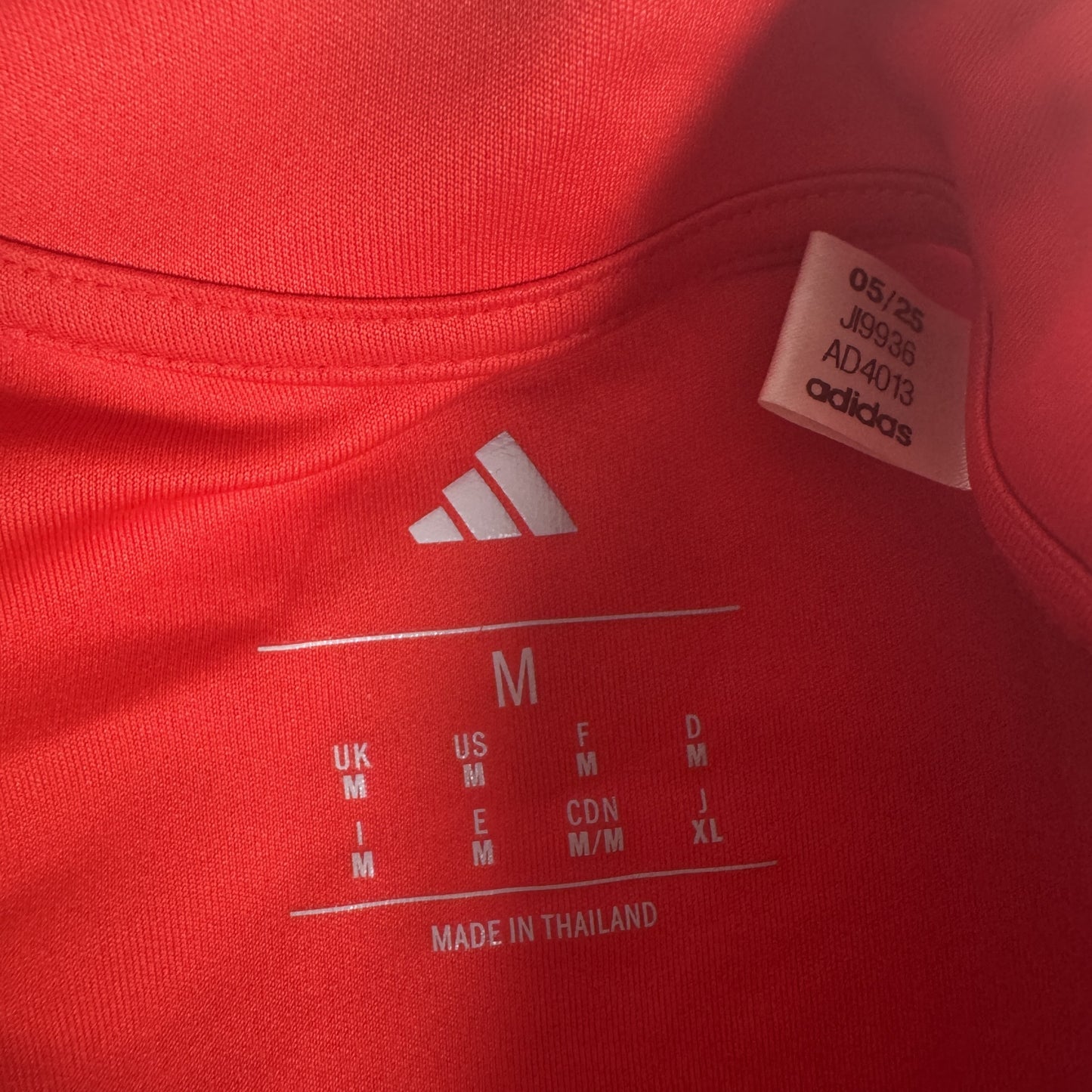 Aberdeen 2025/2026 Home Football Shirt Medium