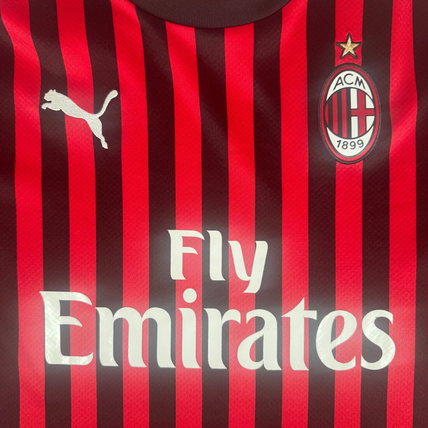 AC Milan 2019/2020 Home Football Shirt Large – Football Shirt Kingdom