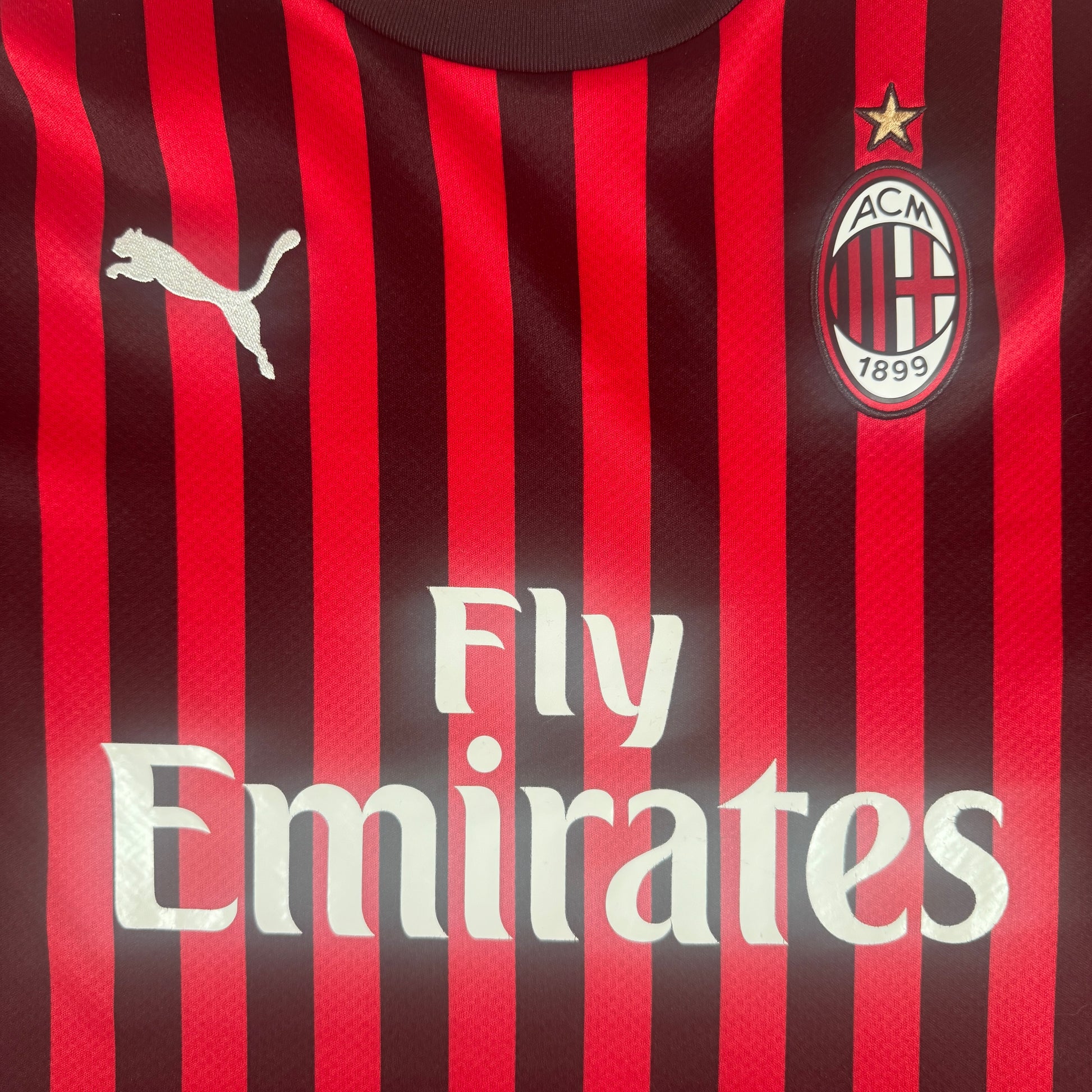AC Milan 2019/2020 Home Football Shirt Large – Football Shirt Kingdom