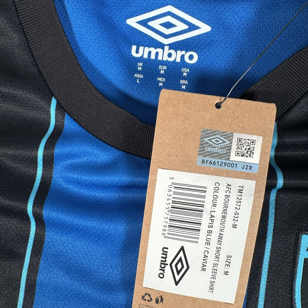 Size label inside AFC Bournemouth 2025/2026 away football shirt, size Medium