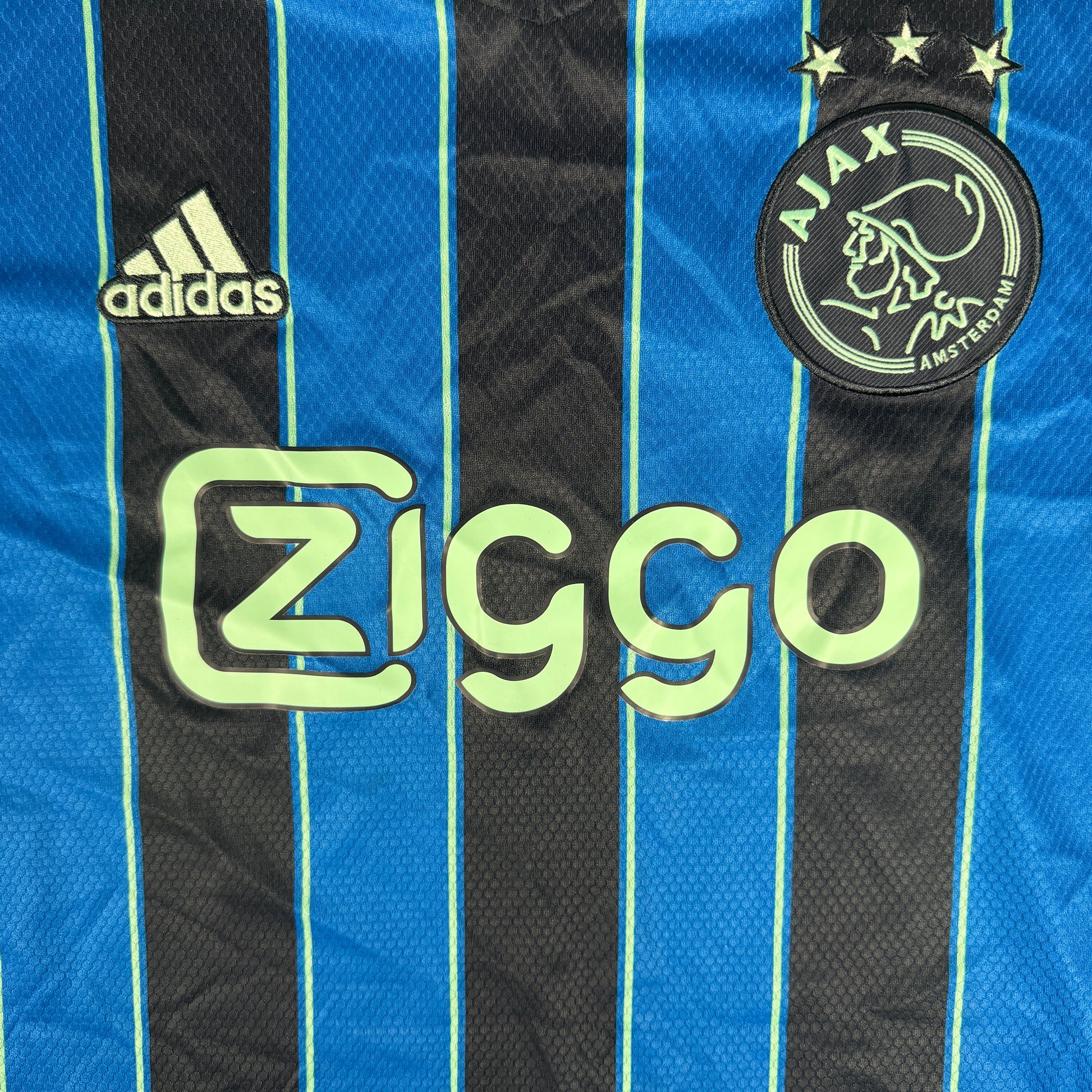 Ajax 2021/2022 Away Football Shirt 2XL – Football Shirt Kingdom