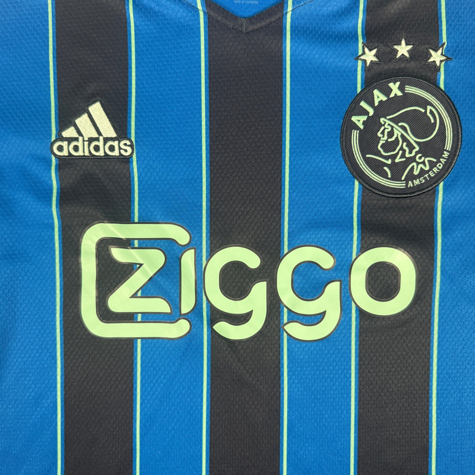 Ajax 2021/2022 Away Football Shirt Medium – Football Shirt Kingdom