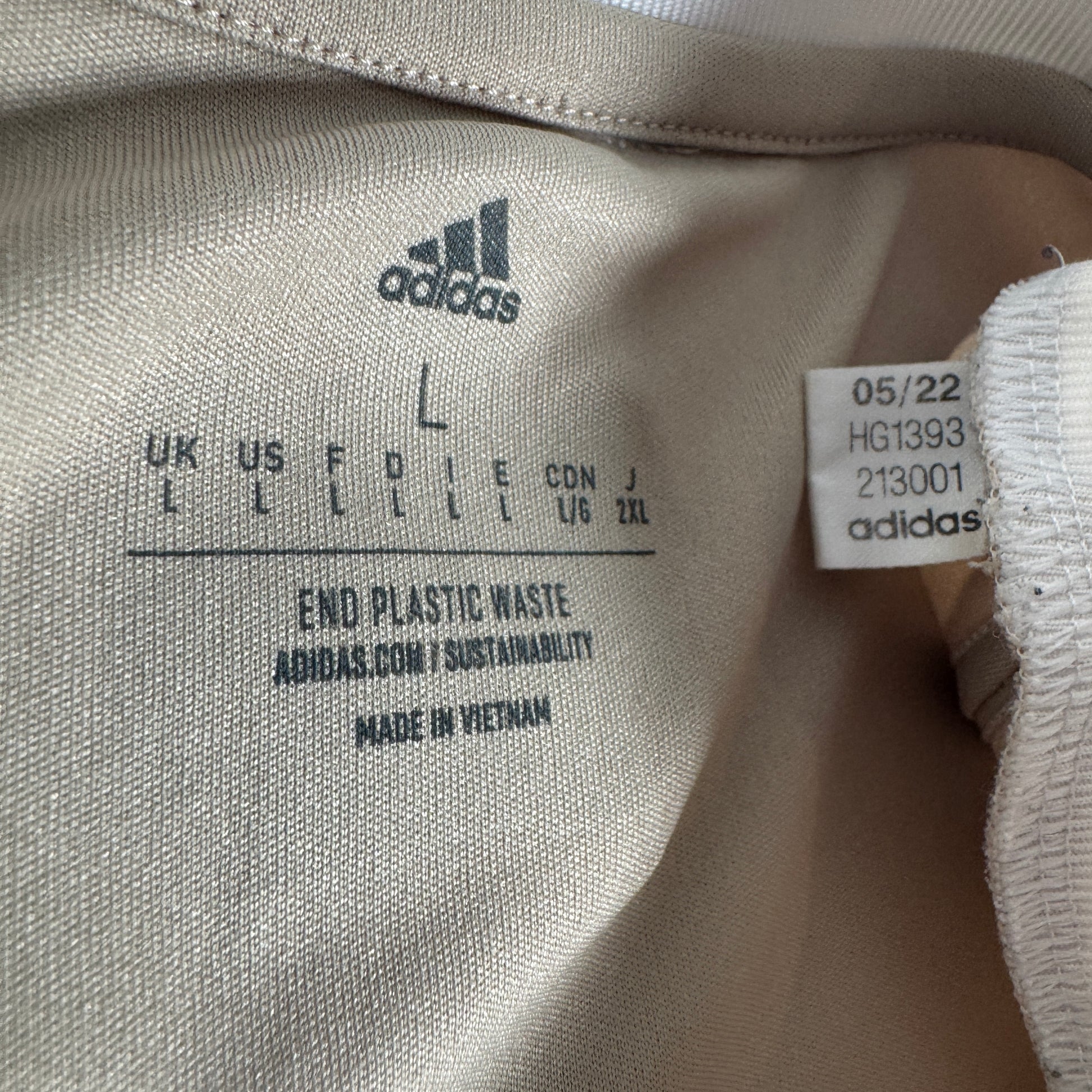 Ajax 2022/2023 Third Daily Paper Football Shirt Large – Football Shirt Kingdom