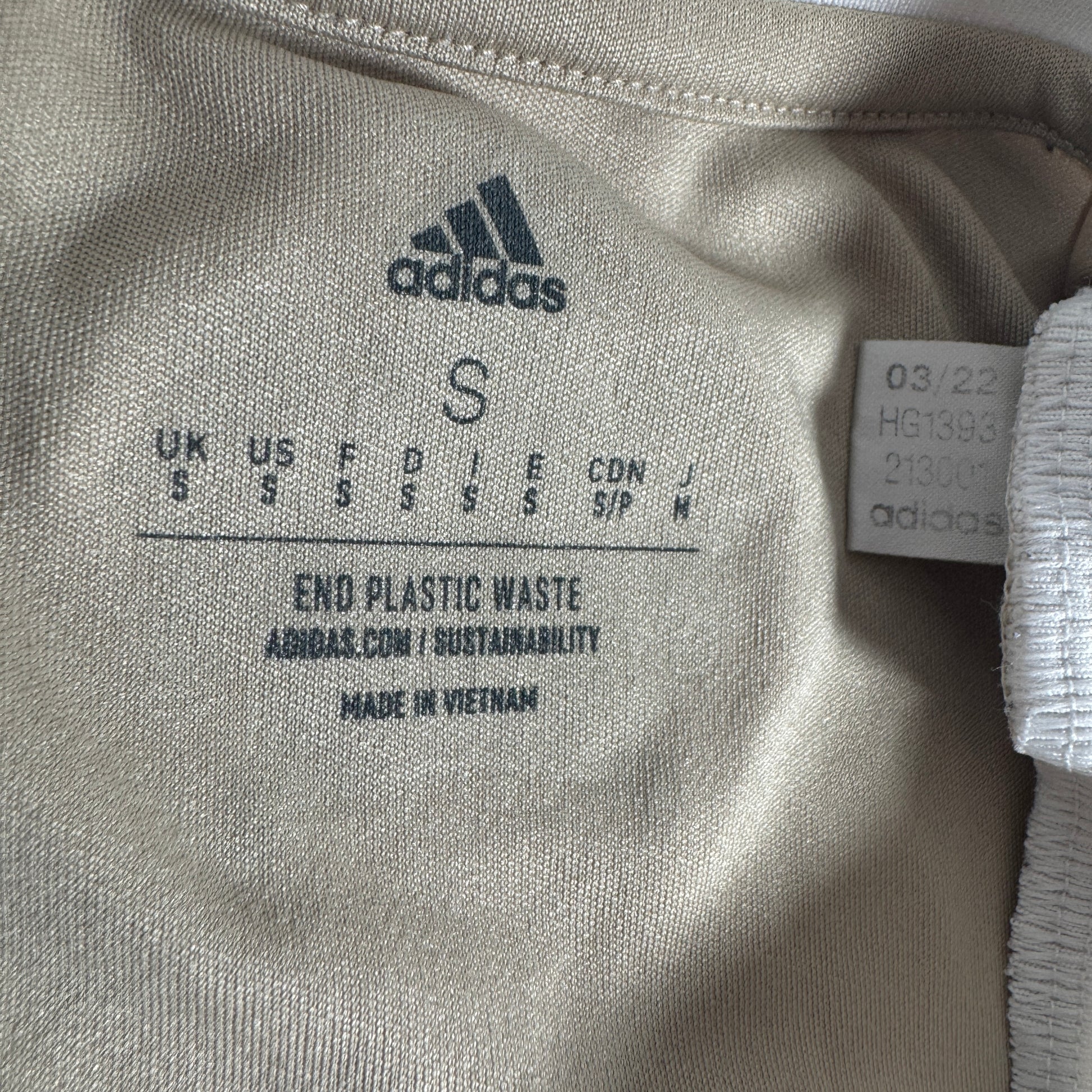 Ajax 2022/2023 Third Daily Paper Football Shirt Small – Football Shirt Kingdom