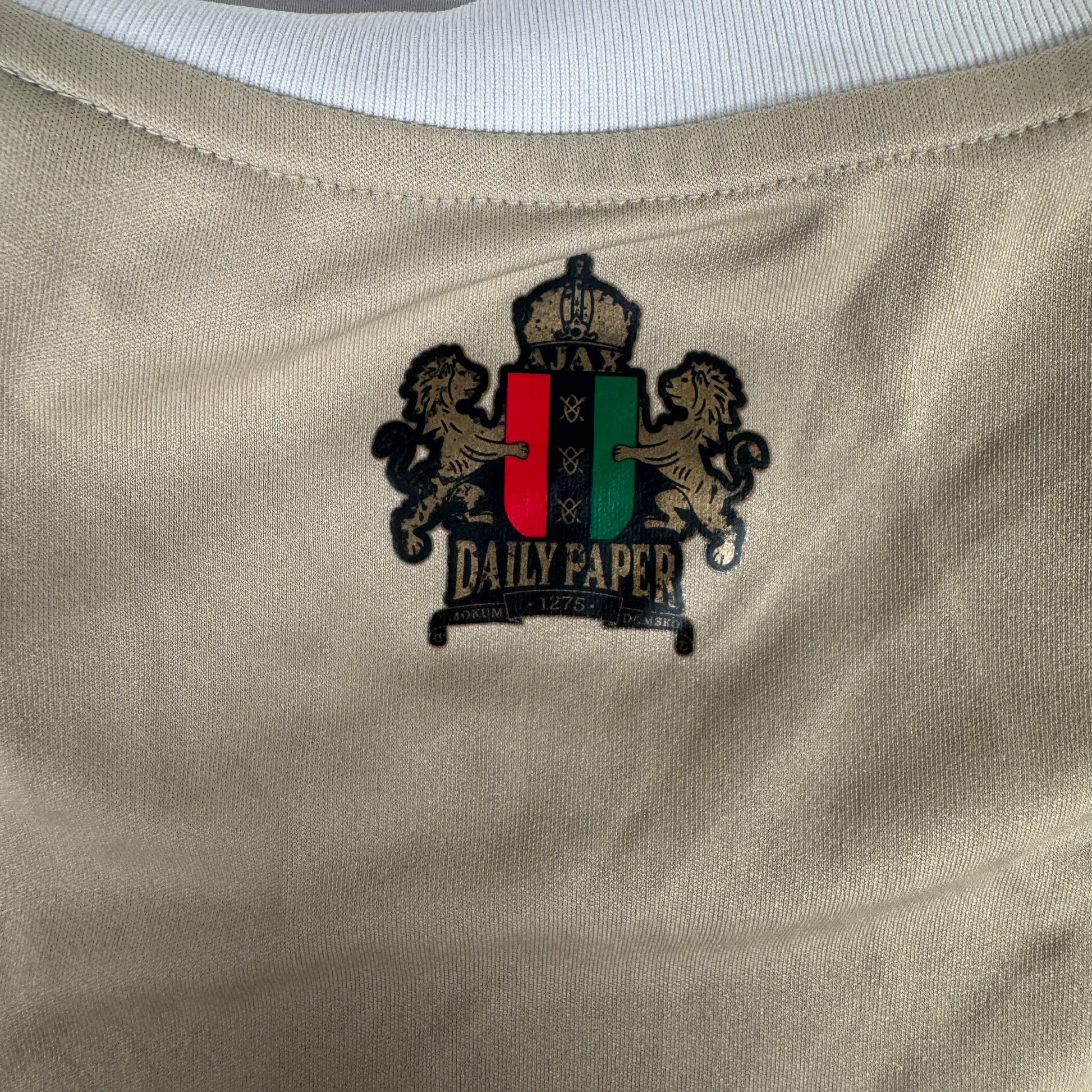 Ajax 2022/2023 Third Daily Paper Football Shirt Small – Football Shirt Kingdom